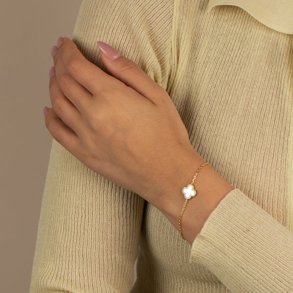 ✿α 様✳️ネイティブ調デザイン　4連cord bracelet モンステラ Pave Outlined Four Leaf Clover Bracelet – Adina Eden