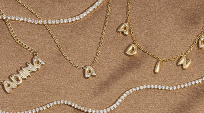 How to Choose Elevated Personalized Jewelry For Mom This Mother's Day 2023