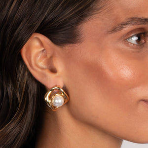 Solid Pearl Centered Stud Earring - Adina Eden's Jewels