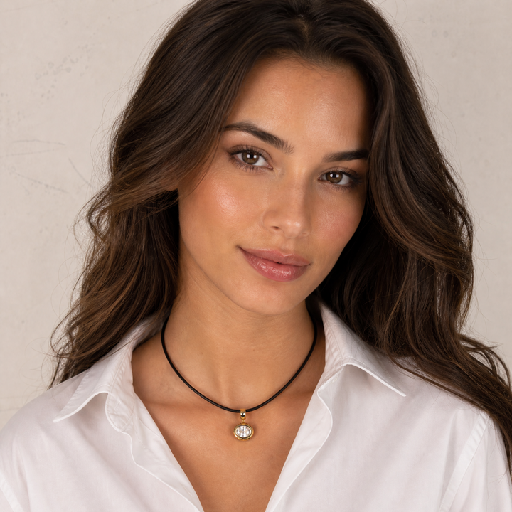 IDEASWAM ネックレス CZ Oval Bezel Charm – Adina Eden