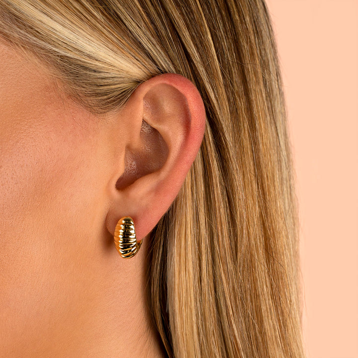  Ribbed Huggie Earring 14K - Adina Eden's Jewels